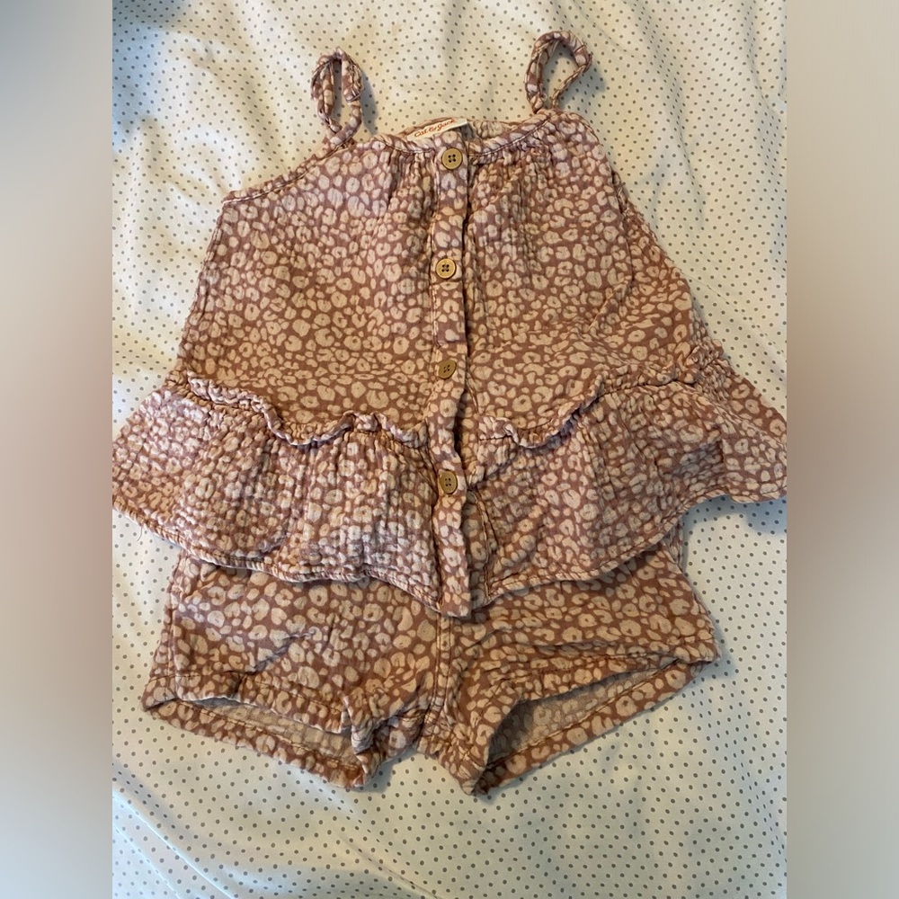 Cat jack little girl Cheeta outfit. Size 4/5 xs.